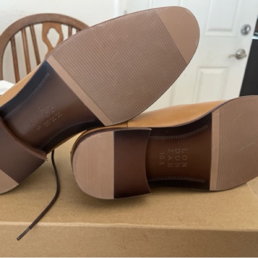 Men’s shoes